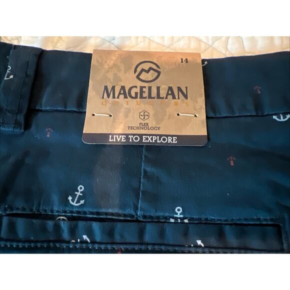 Magellan Womens Outdoor Shorts NWT Navy Blue American Anchor Print Casual 14 - Picture 6 of 7